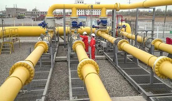 采用单一来源采购方式的原因及说明：昆明市市政公用局文件《关于华润燃气(集团)有限公司与昆明煤气(集团)控股有限公司合资相关问题的批复（市政燃[2008]36号）》明确了合资公司的经营区域及经营范围；昆明市住房和城乡建设局《关于明确云南省沥青油料储备保障中心燃气运营商的请示》的回复