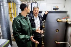 宝马在沈阳扩建高压电池