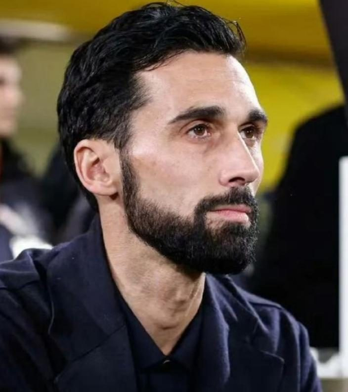 曼城皇马欧冠对决引关注，英超豪门淘汰赛前景