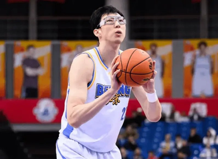 北京95-90力克青岛 杰曼26分+周琦护框成胜负关键